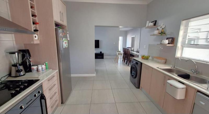 4 Bedroom Property for Sale in Vasco Estate Western Cape